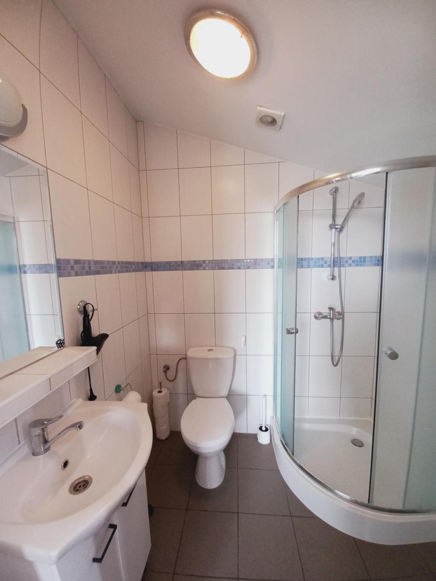 Willa Mira 200 Metrow Od Morza Miedzyzdroje Exterior photo